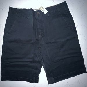 American Eagle Longboard below the knee shorts